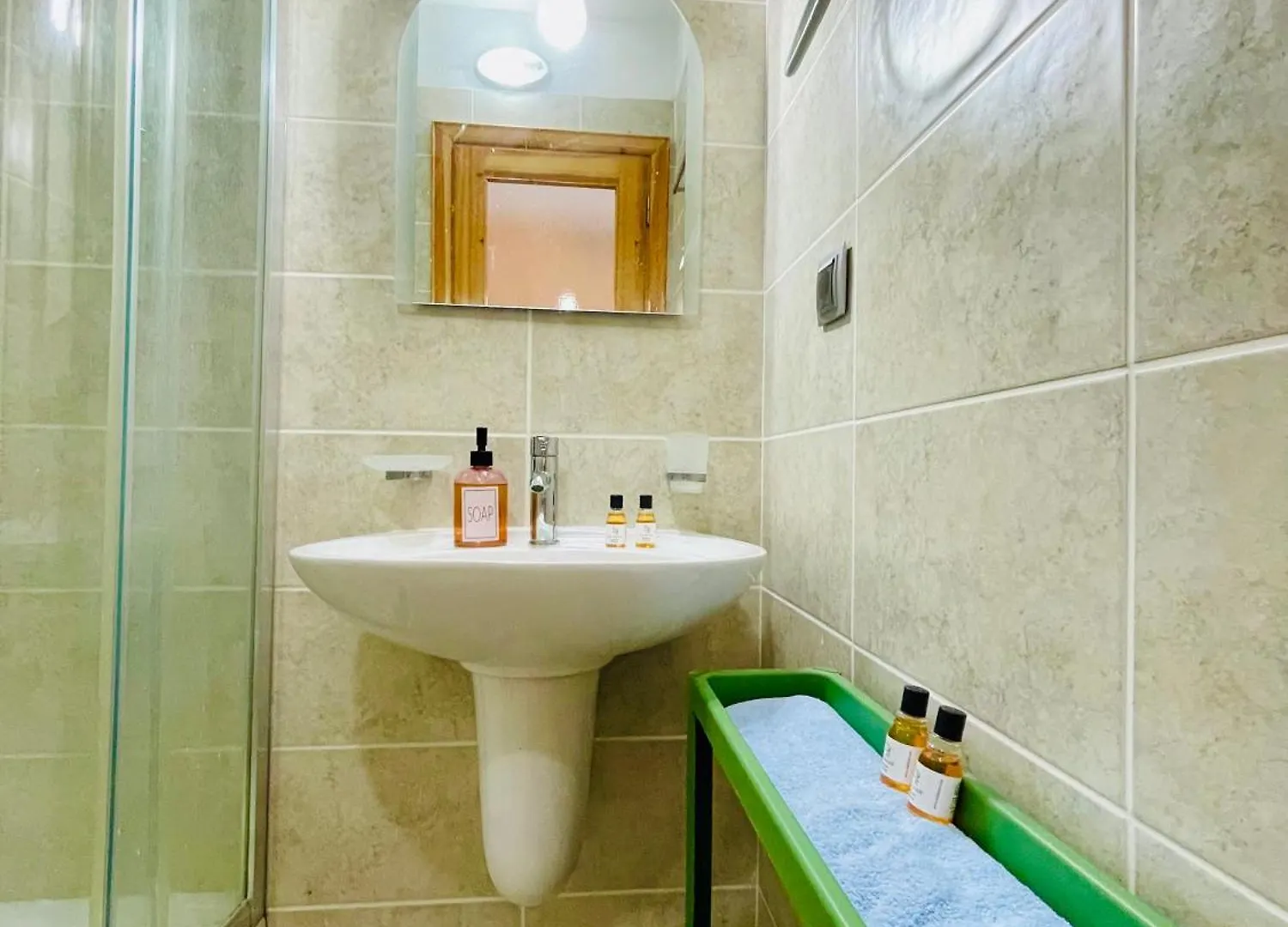 Cloud9 Rooms Φετιγιέ Δωμάτια σε οικογενειακή κατοικία
